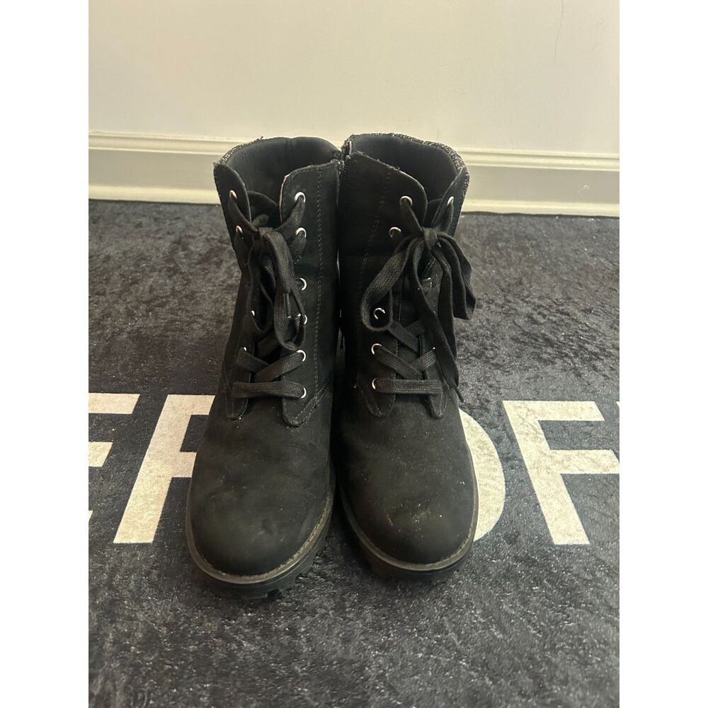 Sun Stone Womens Black Lace Up Combat Ankle Boots Lug Sole Side Zip Size 9.5